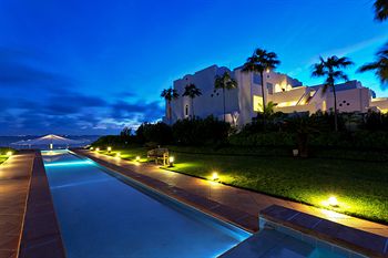 Hotel Front - Evening or Night